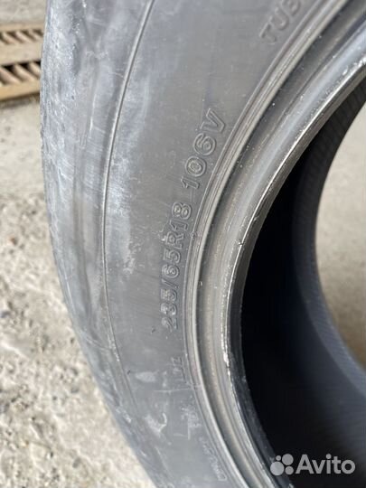 Bridgestone Alenza 001 235/65 R18 106V