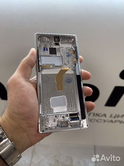 Дисплей на samsung s22 ultra новый