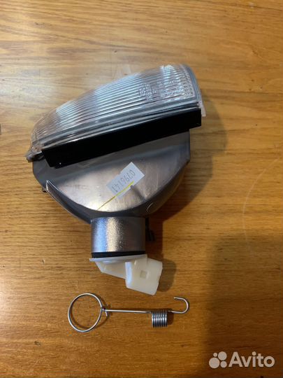 Фонарь указателя поворота R Renault 19 c 1993