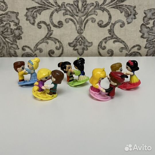 Игрушки киндер принцессы disney холодное сердце