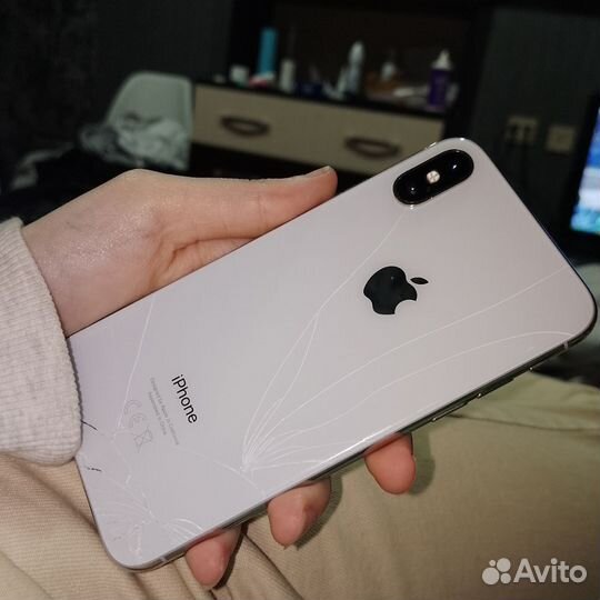 iPhone X, 256 ГБ