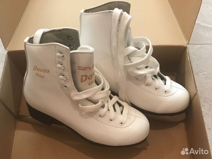 Фигурные коньки Graf размер 35, состояние новых