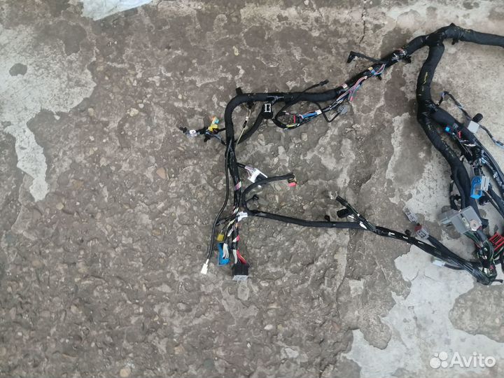 Салонная проводка Jeep Grand Cherokee WK2