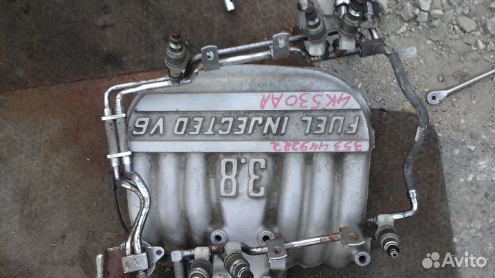 Топливная рампа Ford Mustang V3,8