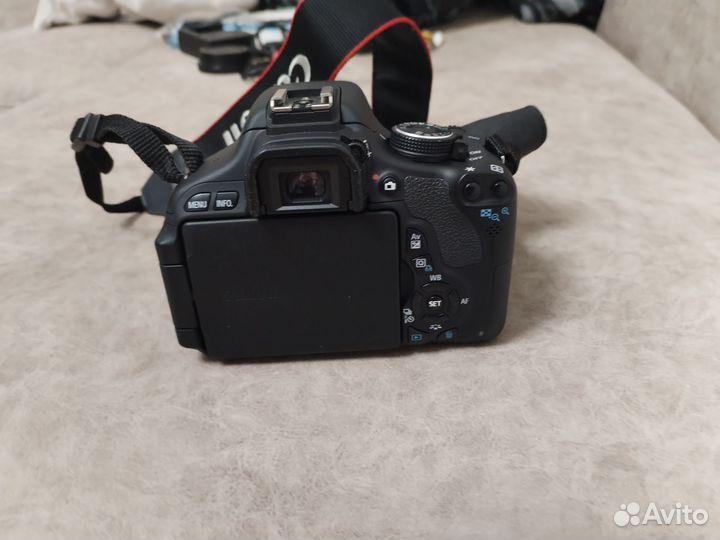 Фотоаппарат canon 600d
