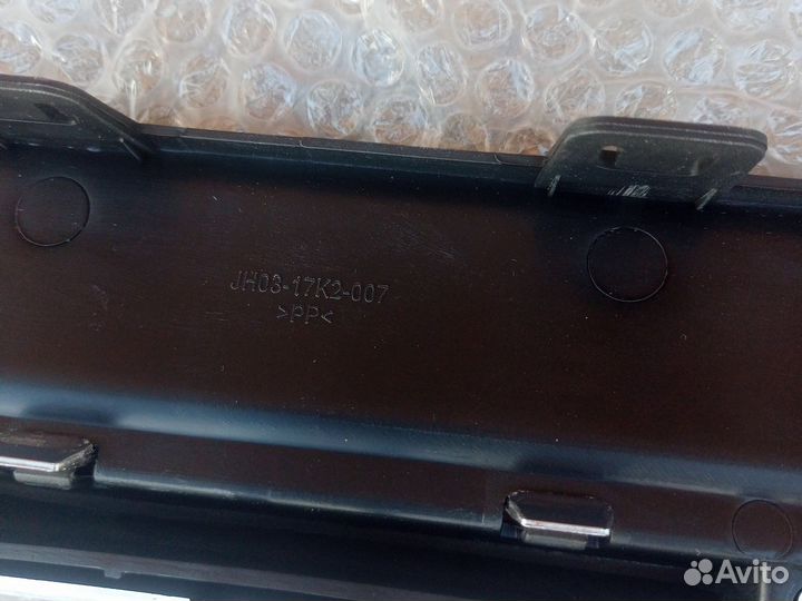 Решетка Радиатора Dominant