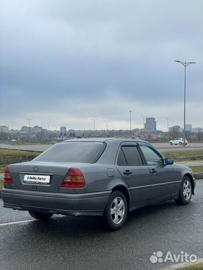 Mercedes-Benz C-класс 1.8 AT, 1995, битый, 306 870 км