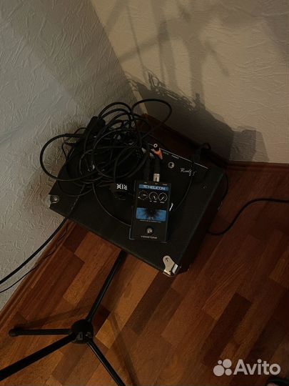 Примочка автотюн TC Helicon C1 Hardtune Review