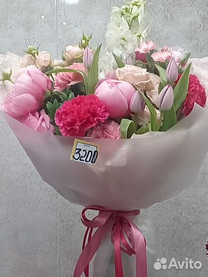 Доставка цветов и букетов