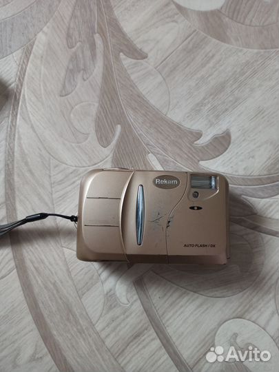 Пленочный фотоаппарат на запчасти