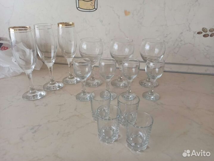 Бокалы и рюмки