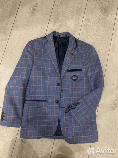 Пиджак для мальчика 122-128