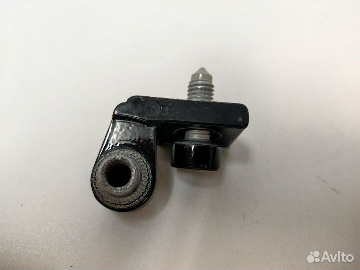 Петля двери прав передней верхняя mini Clubman F54