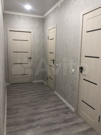 4-к. квартира, 92 м², 8/18 эт.