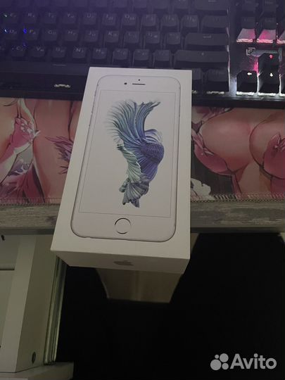 iPhone 6S, 32 ГБ