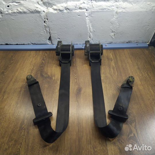 Ремень безопасности задний Skoda Fabia универсал 1