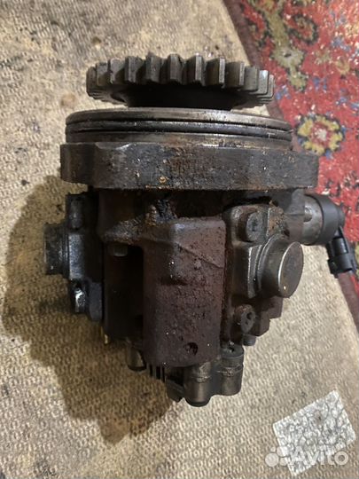 Топливный насос cummins 2.8