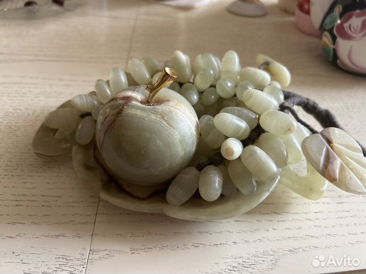 Сувенир из натурального оникса