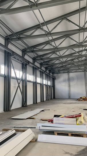 Здание свободного назначения, 1100 м²