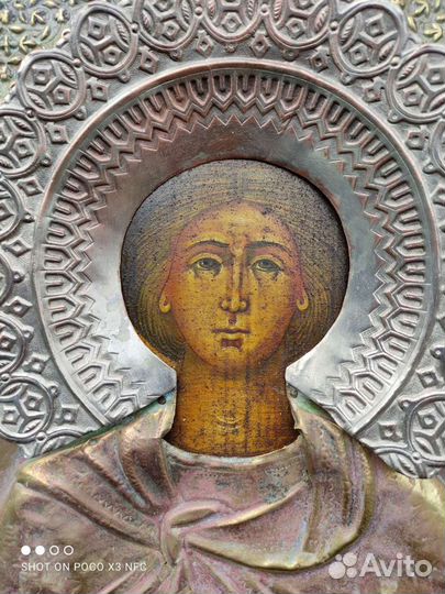 Старинная икона св Пантелейион Целитель