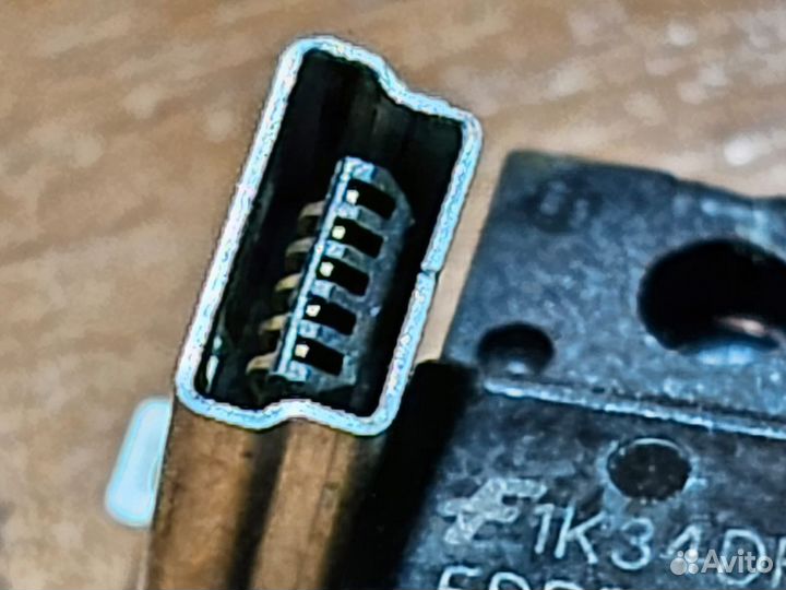 Разъем USB для навигатора Garmin Astro 320