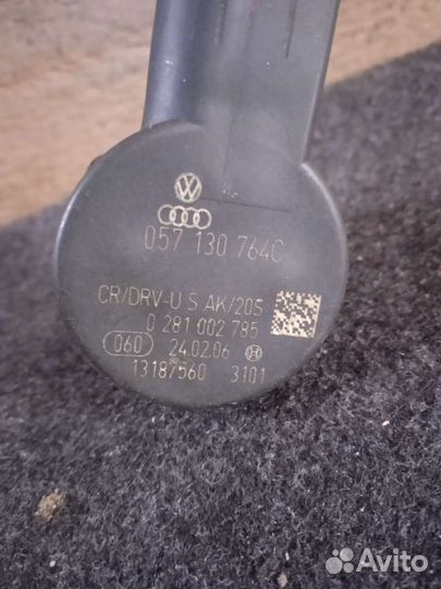 Регулятор давления топлива 057130764C