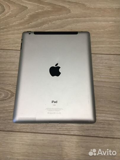 Планшет Apple iPad 1, 16 Gb