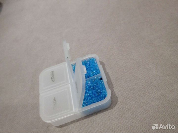 Бисер голубой