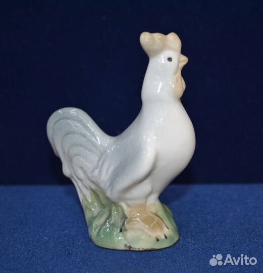 Мини. фарфоровая статуэтка- петушок. лфз