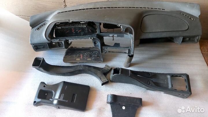 Приборная панель