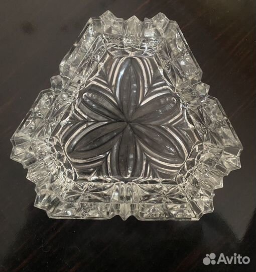 Хрустальная пепельница