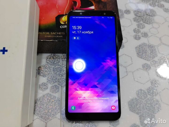 Телефон Samsung Galaxy A6+