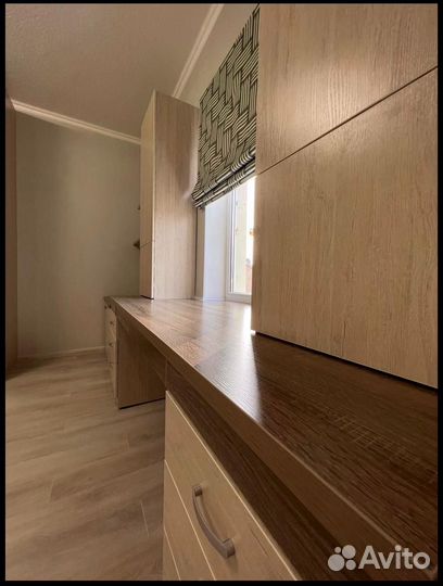 Рабочая зона у окна под ключ