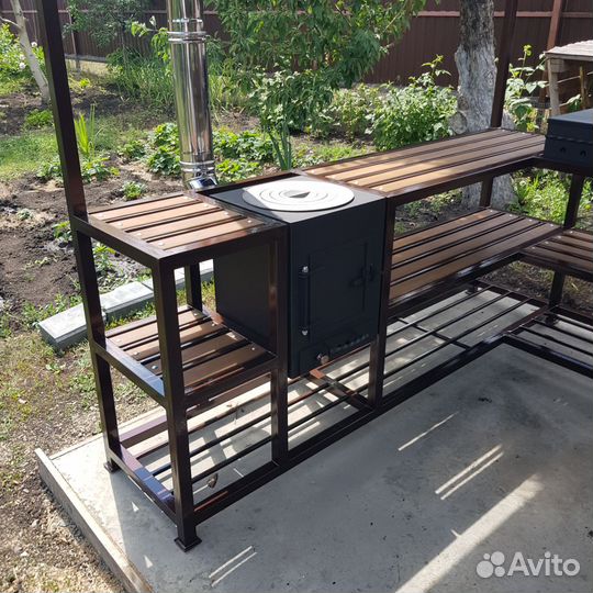 Беседка с мангалом и печью для казана