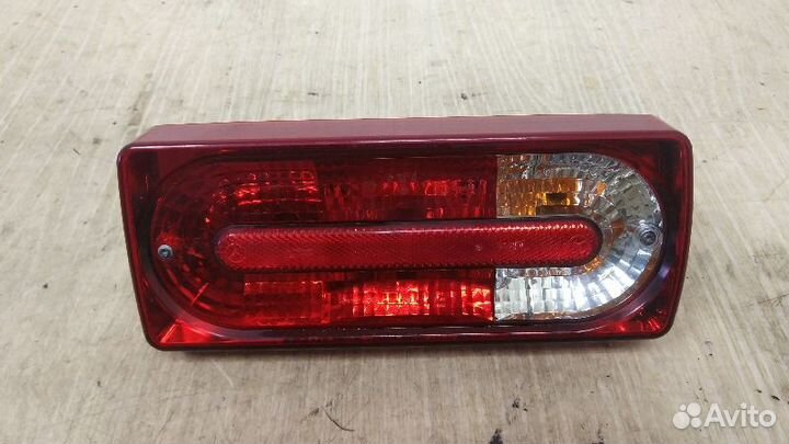 Фонарь задний правый Mercedes-Benz G463 / W463