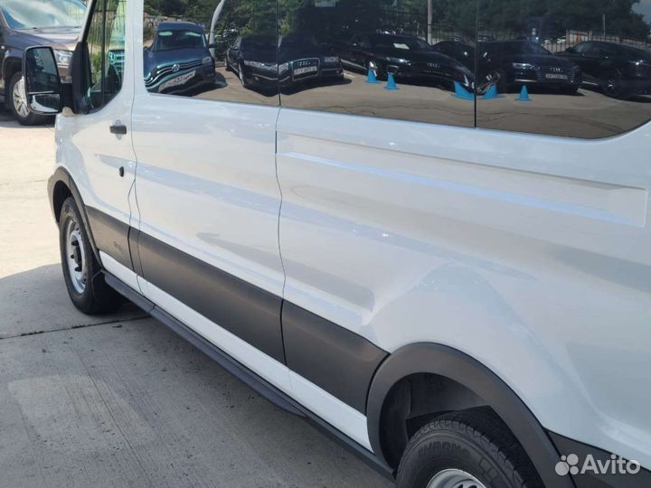 Ford Transit катафалк, 2021