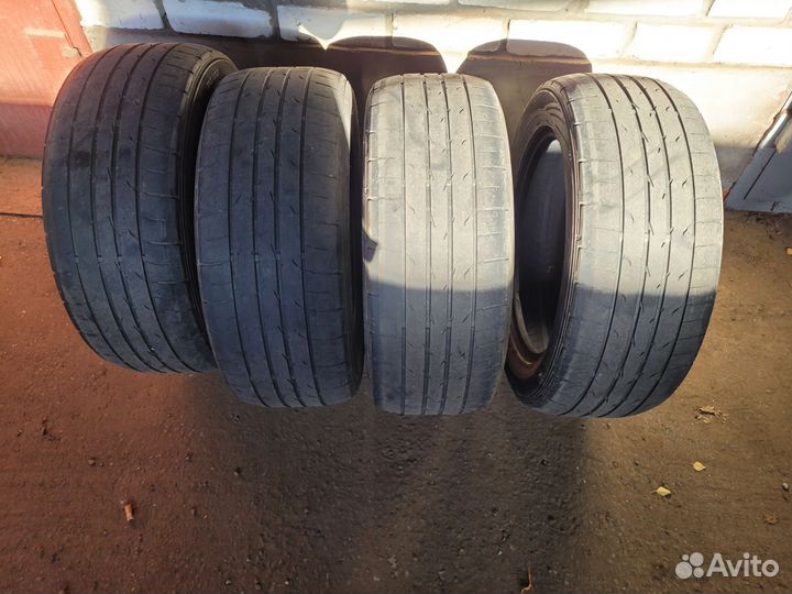 Dunlop Direzza DZ102 235/55 R17 99W