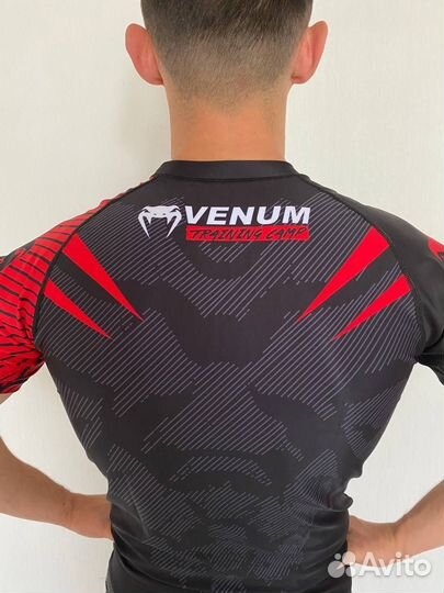 Рашгард с коротким рукавом Venum Trainin