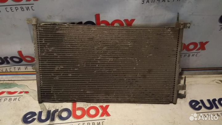 Радиатор кондиционера (конденсер) Ford Mondeo III
