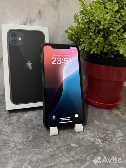iPhone 11, 64 ГБ