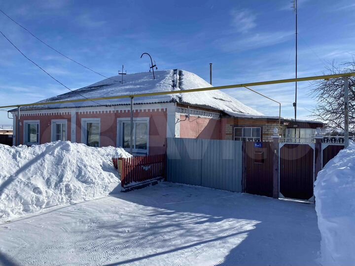 Дом 63,9 м² на участке 12 сот.