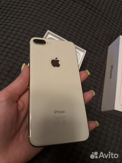 iPhone 8 Plus, 64 ГБ