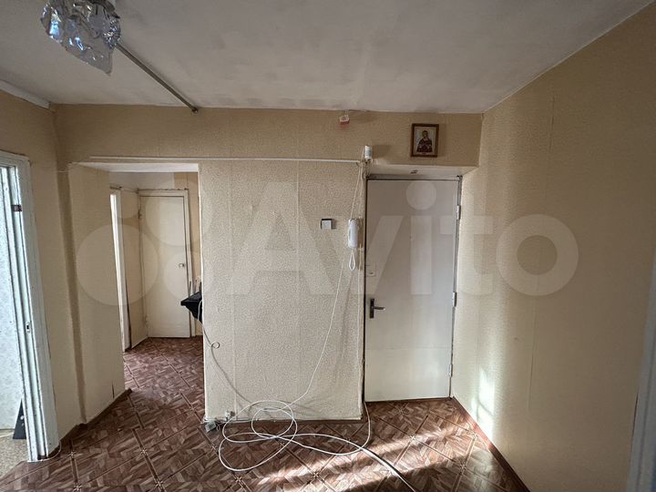 4-к. квартира, 80 м², 9/9 эт.