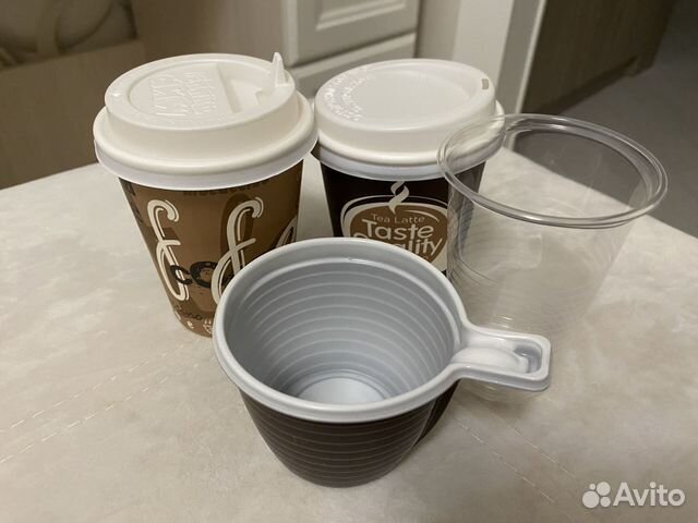 Одноразовые чашки / стаканчики для напитков