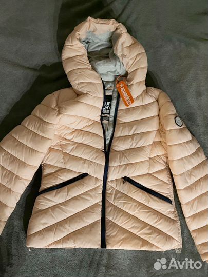 Пуховик женский