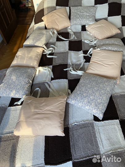 Бортики на детскую кроватку