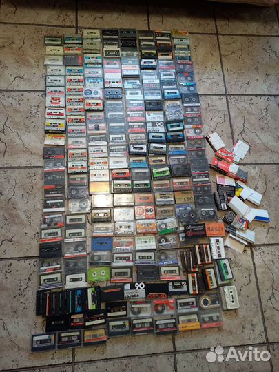 Аудиокассеты, Кассетницы и др