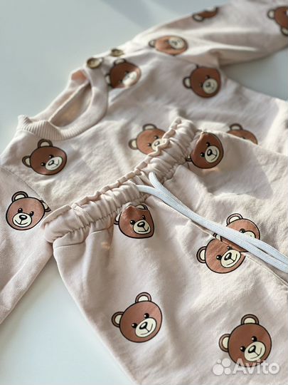 Костюм спортивный