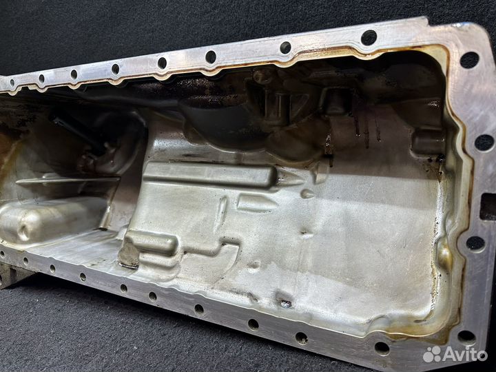 Поддон BMW N54 3л E60 E61 целый оригинал