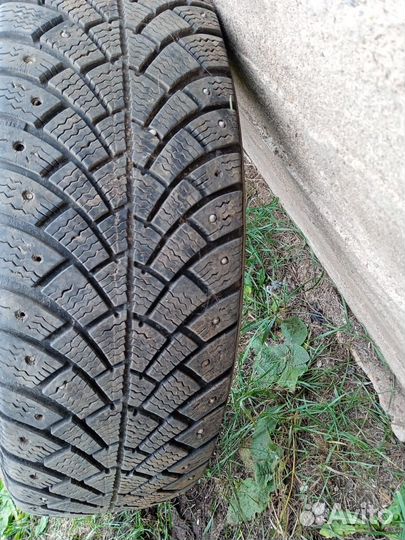 Bfgoodrich G-Force Stud 195/60 R15 92Q